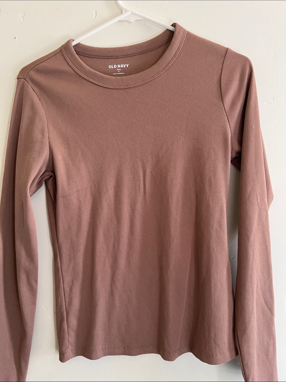 Old Navy Ribbed Long Sleeve Crew in Tan